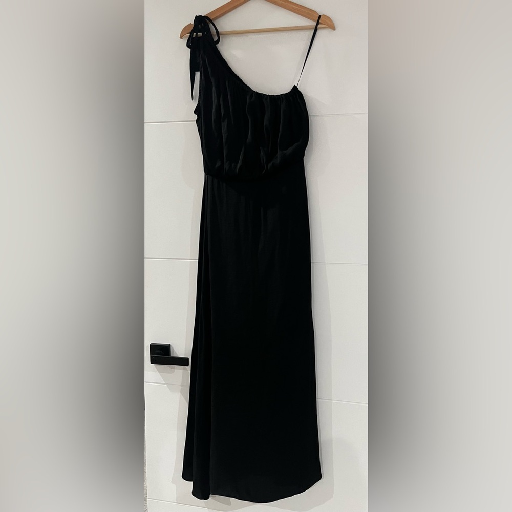 Solai One Shoulder Black Maxi Dress, Women’s Small Rayon & Polyester w/ Side Zip